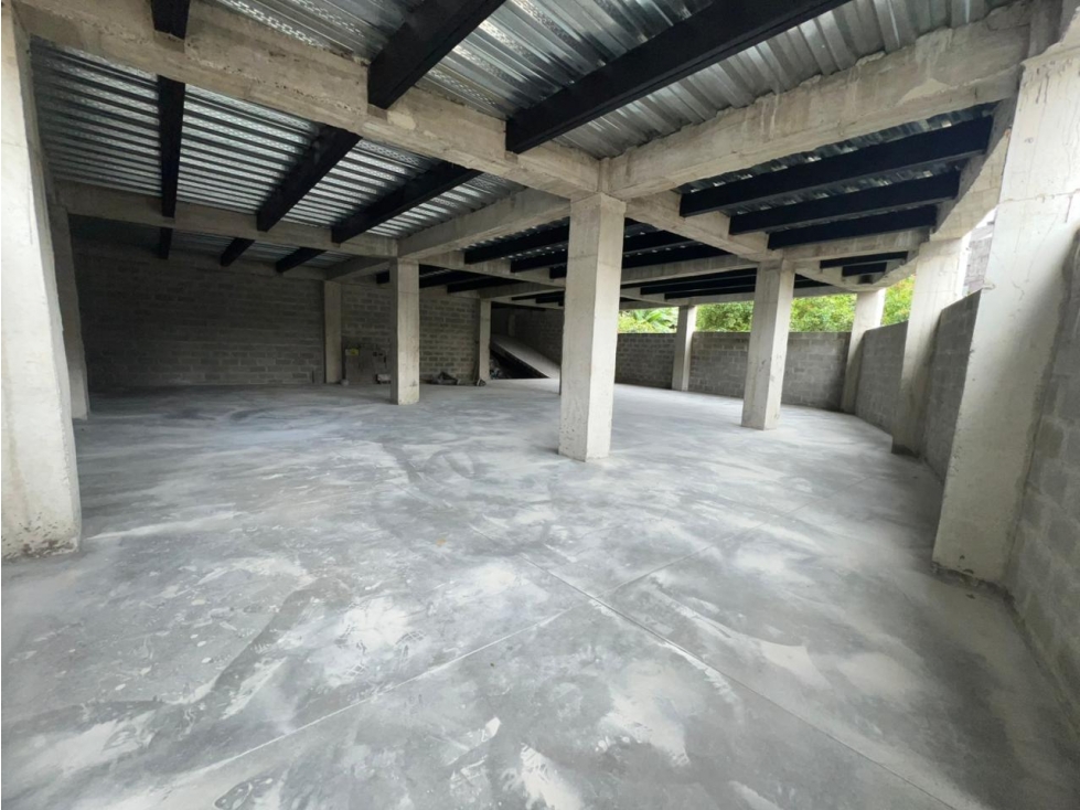 Local comercial en venta sector Avenida Bolivar — foto 4