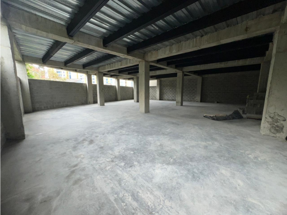 Local comercial en venta sector Avenida Bolivar — foto 5