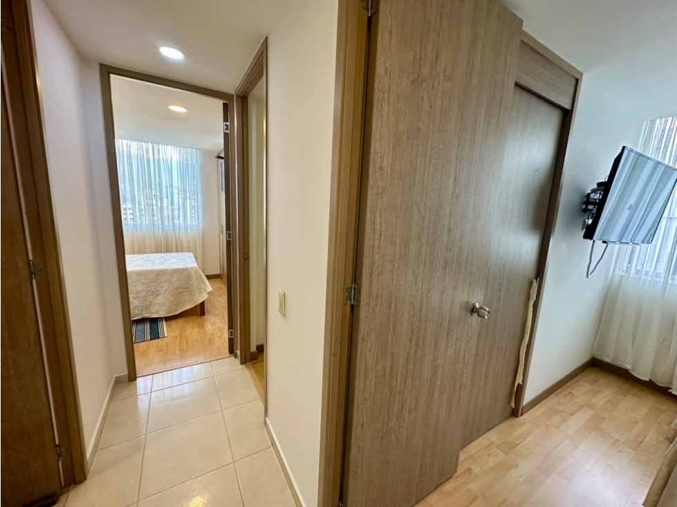 Apartamento en arriendo AMOBLADO sector Av 19 Norte — foto 5
