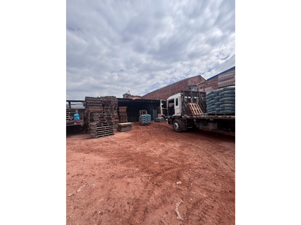VENTA LOTE BRAVO PAEZ — foto 2