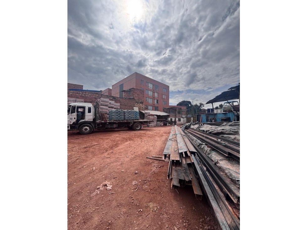VENTA LOTE BRAVO PAEZ — foto 3