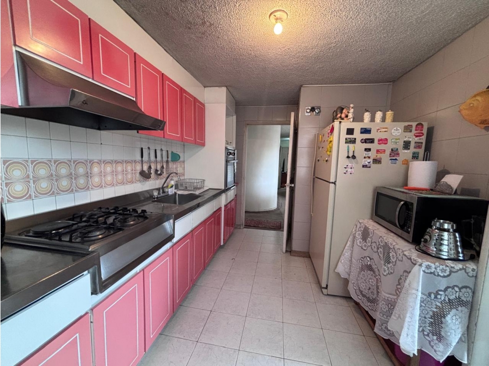 AG- A 163 VENTA APARTAMENTO PARA REMODELAR - CHICO NORTE II SECTOR — foto 3