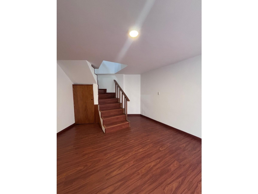 AG-A VENTA APARTAMENTO DUPLEX MOLINOS NORTE SAN PATRICIO — foto 4