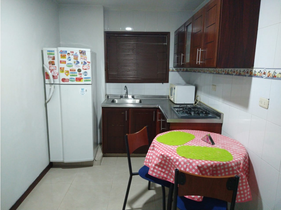Rento Aparta-estudio amoblado en el Barrio el cedro,Cali — foto 3