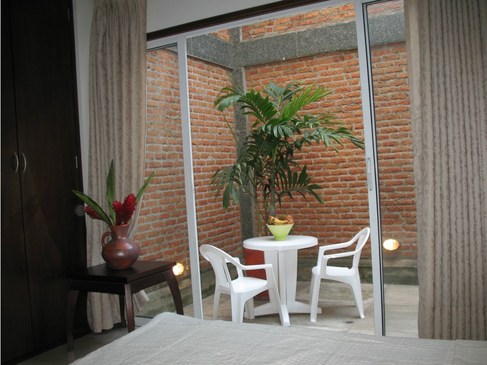 Rento Aparta-estudio 1er piso Amoblado en el Barrio el Cedro,Cali — foto 3