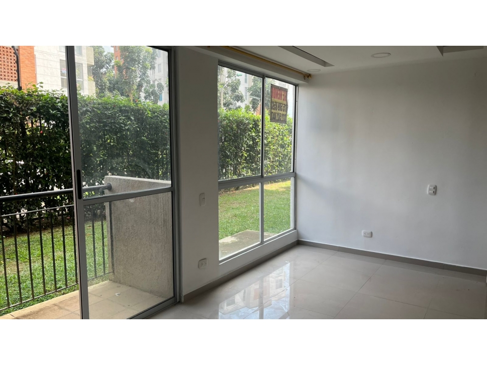 Vendo apartamento 1er piso en Valle del Lili, Cali