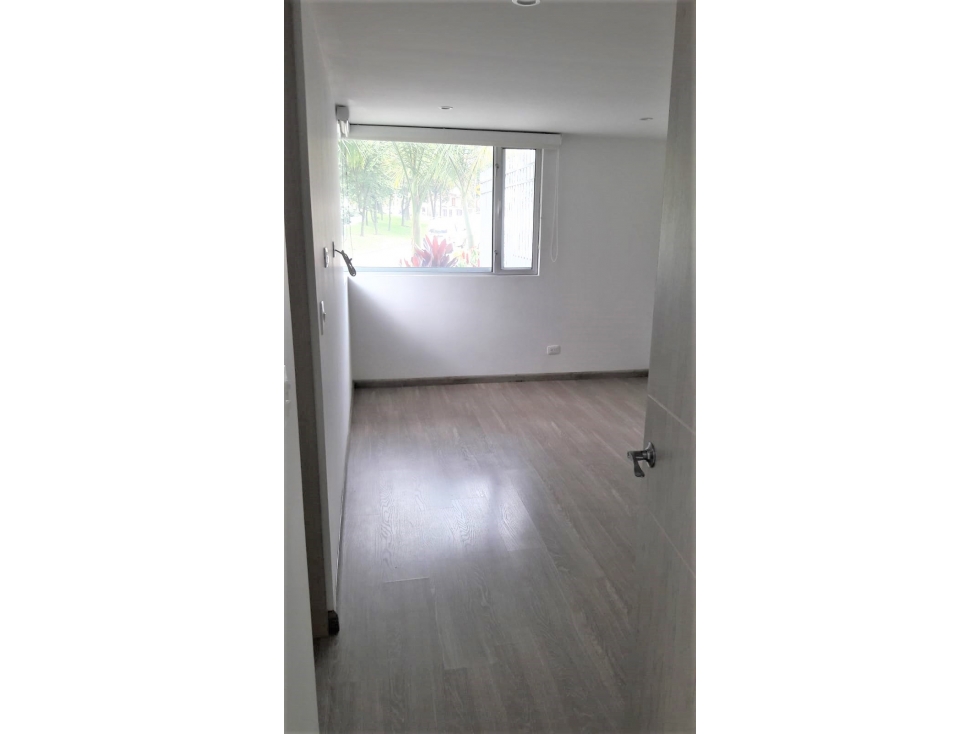 Venta de apartamento en Av. Alberto Mendoza — foto 6