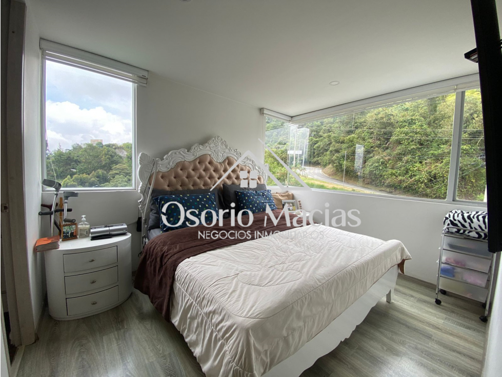 Venta de apartamento en Av. Alberto Mendoza — foto 3