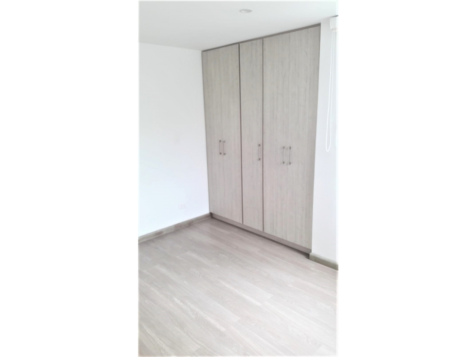 Venta de apartamento en Av. Alberto Mendoza — foto 3