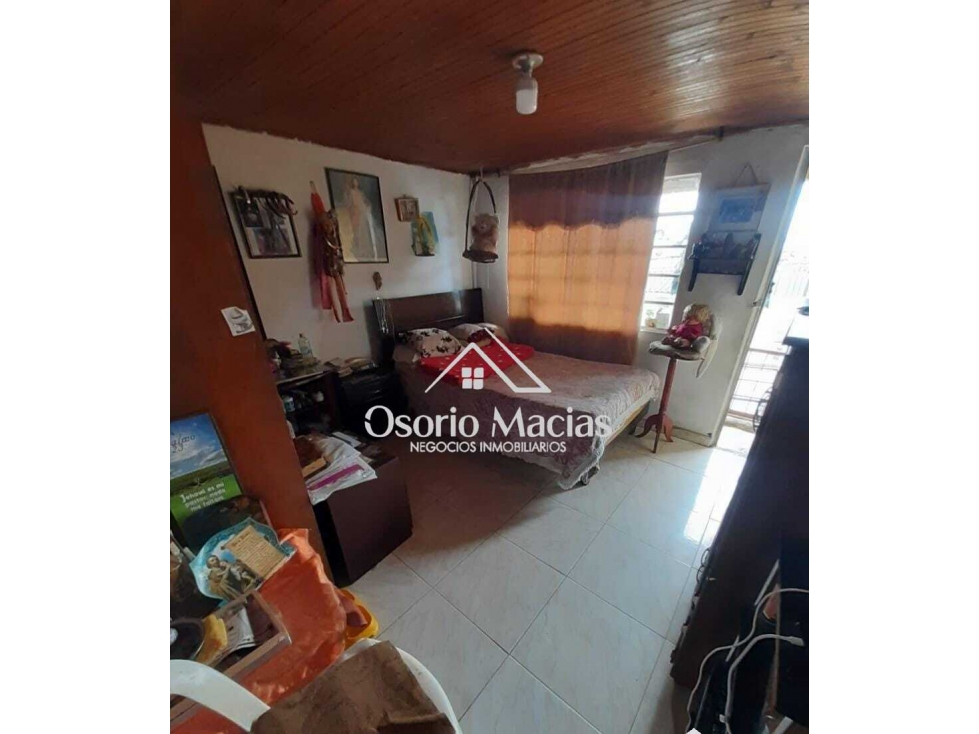 Venta de casa con renta en Campo Amor — foto 4