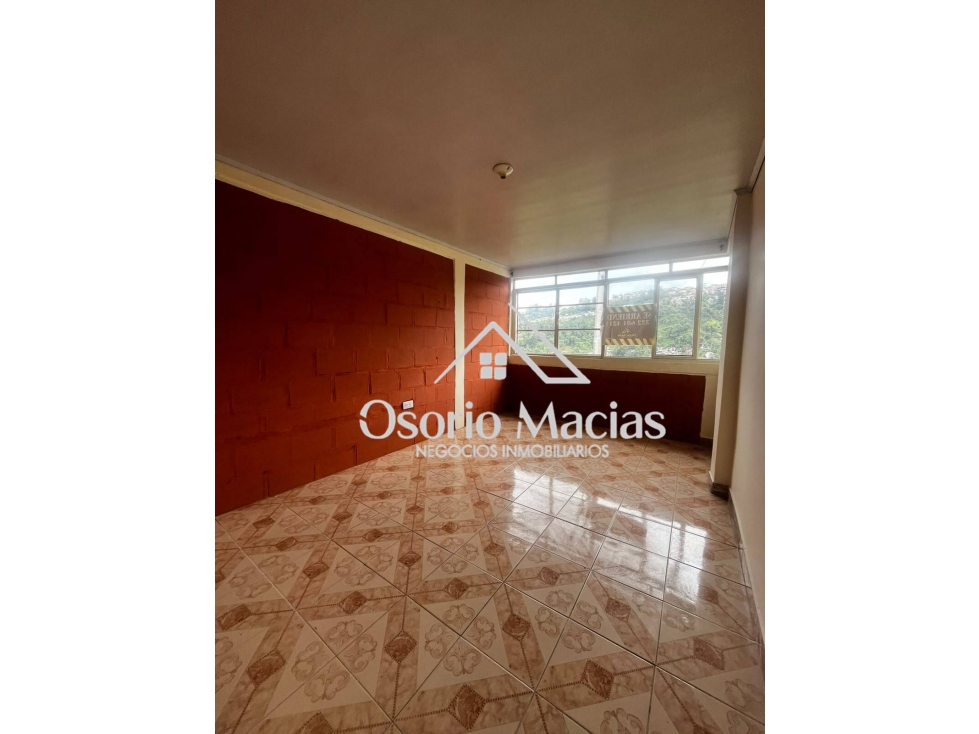 Arrienda apartamento en Alferez Real — foto 3