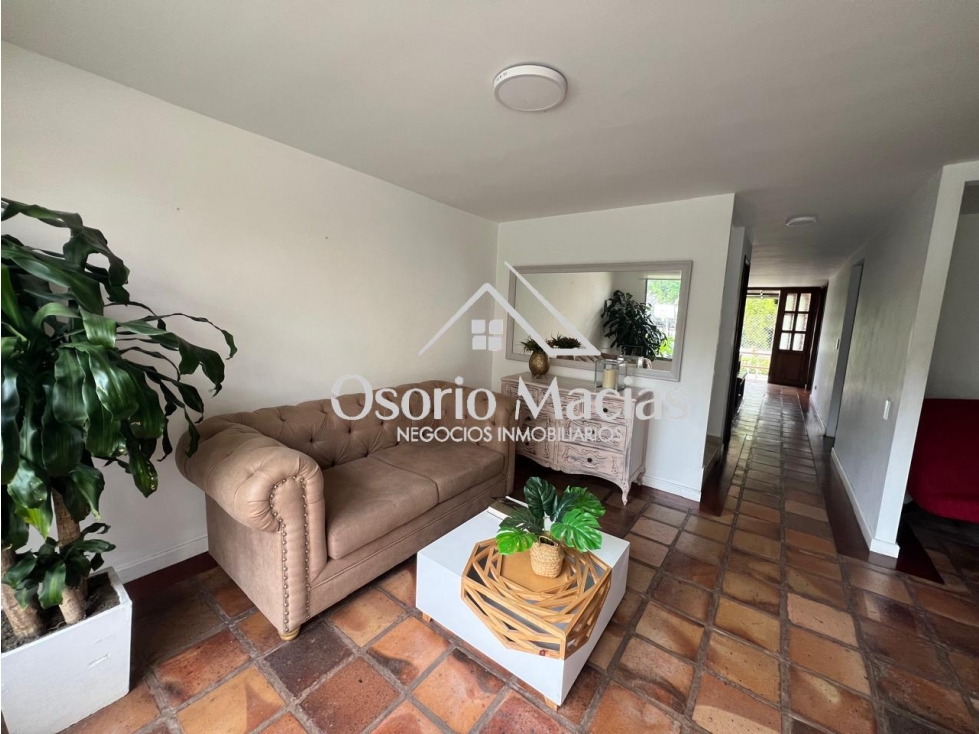 Venta de casa en Av. Alberto Mendoza — foto 2