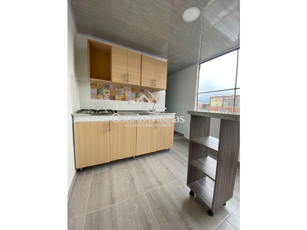 Venta de casa con renta en La Enea