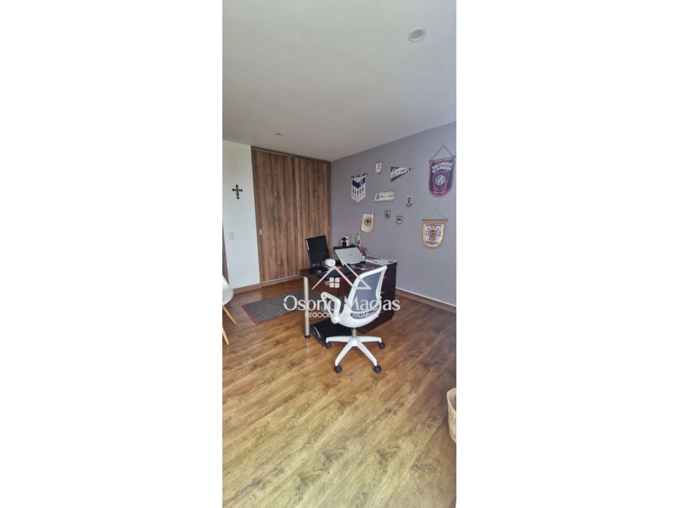 Venta de apartamento en Av. Alberto Mendoza — foto 4
