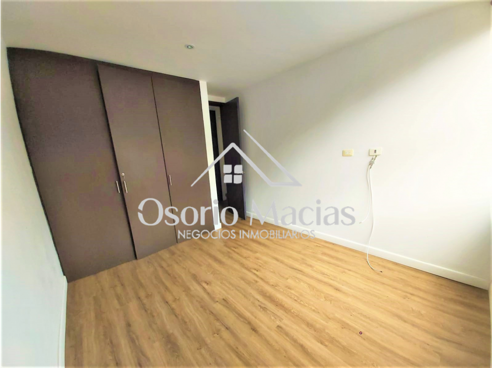Venta de apartamento en Av. Alberto Mendoza - 4