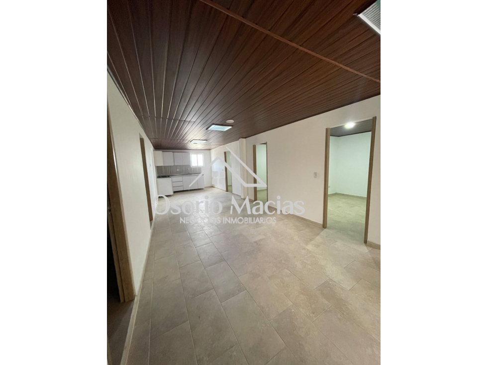 Arrienda casa comercial en el Centro de la Ciudad — foto 2