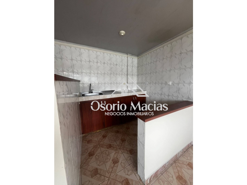 Arrienda apartamento en Alferez Real