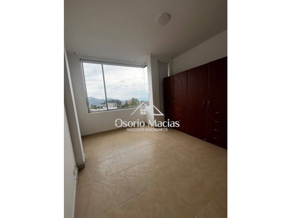 Arriendo apartamento en los Rosales — foto 3