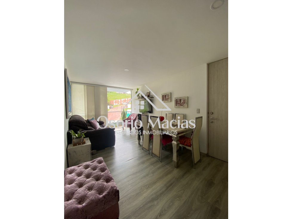 Venta de apartamento en Av. Alberto Mendoza — foto 2