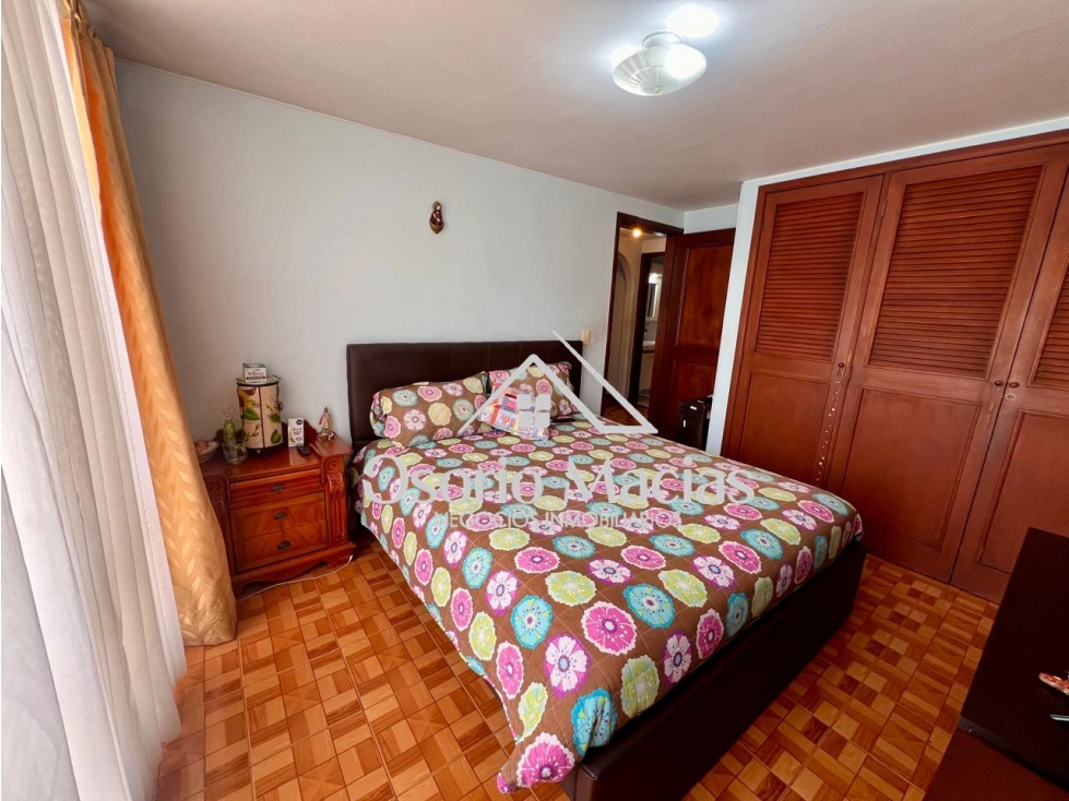Venta de apartamento en La Arboleda — foto 5