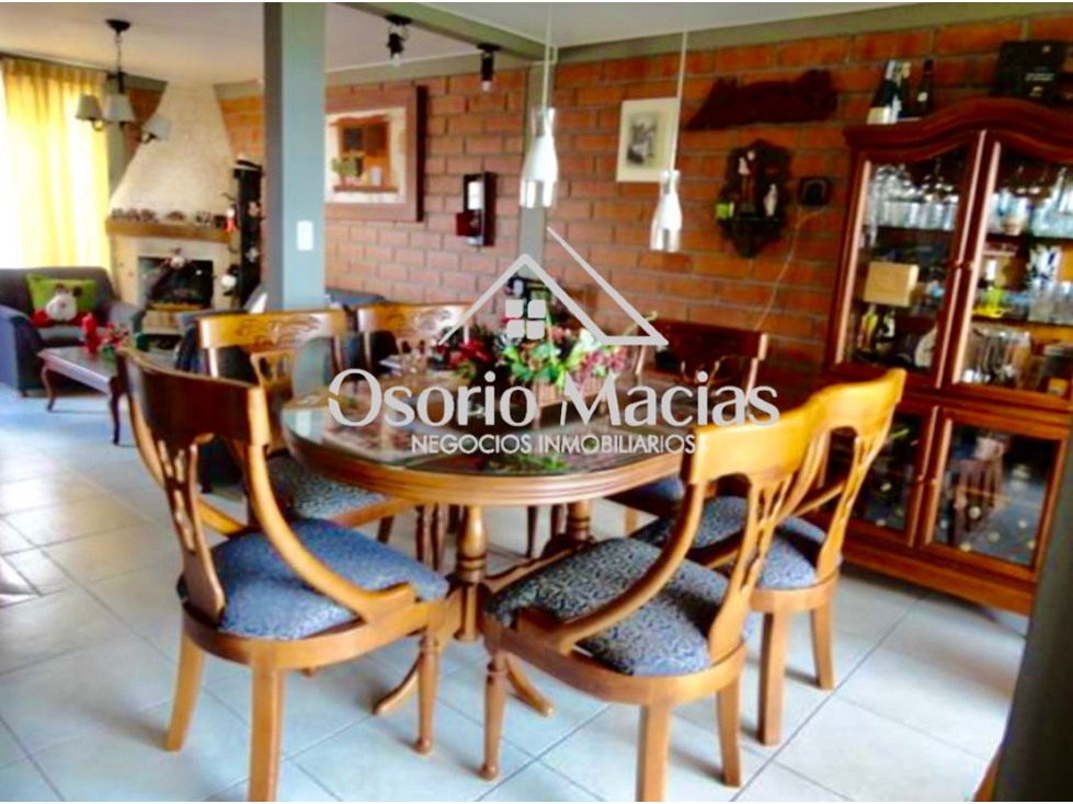 Venta de casa en Villa Pilar
