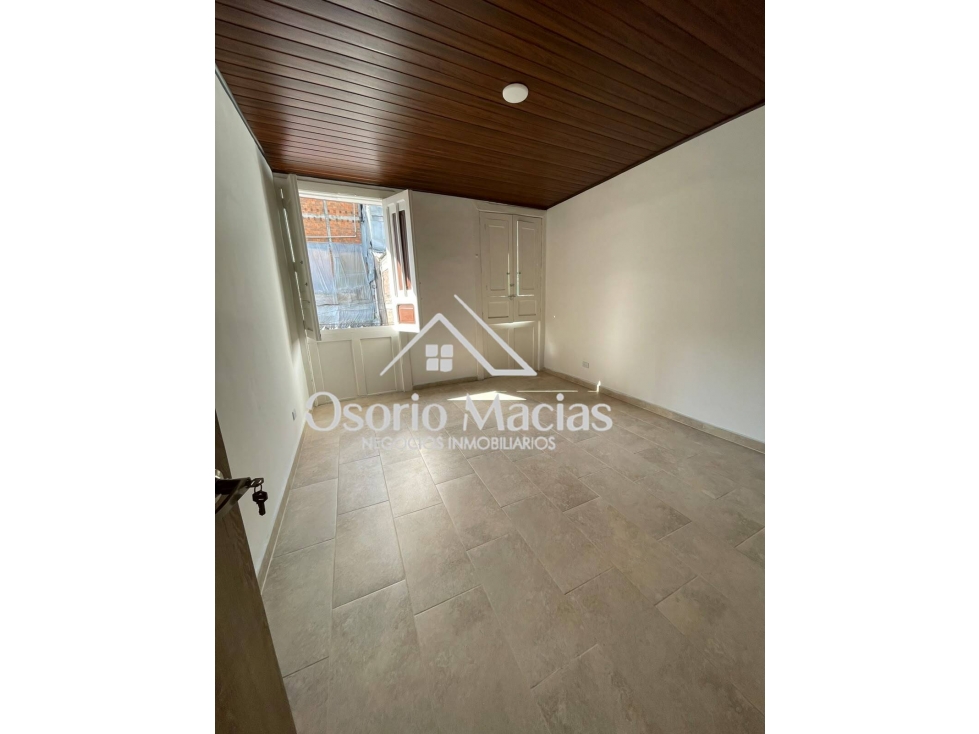 Arrienda casa comercial en el Centro de la Ciudad — foto 3