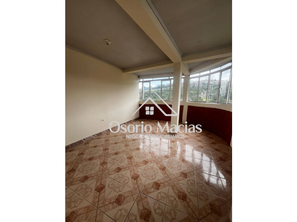 Arrienda apartamento en Alferez Real — foto 2