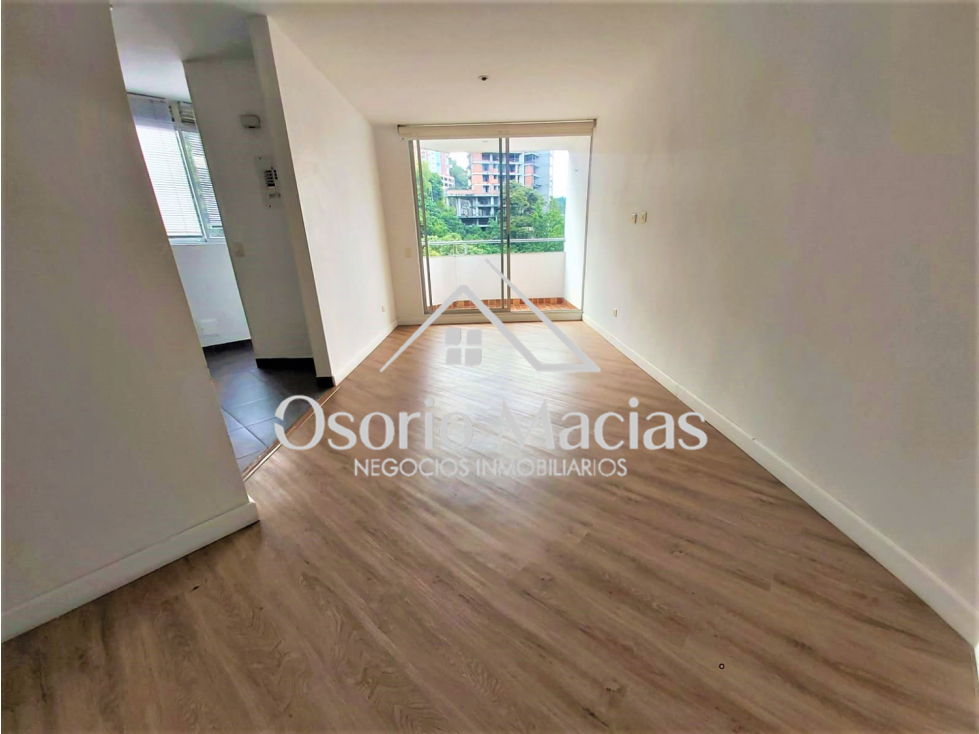 Venta de apartamento en Av. Alberto Mendoza - 2