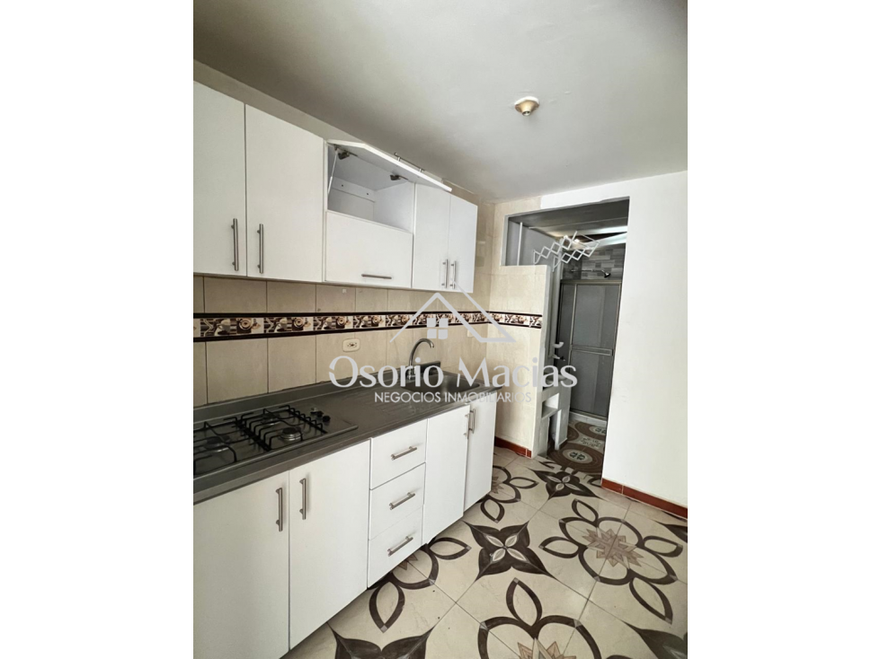 Venta de casa con renta en Puertas del Sol