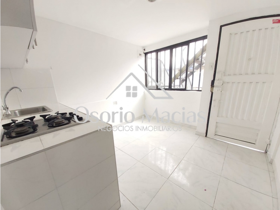 Venta de casa con renta en La Enea