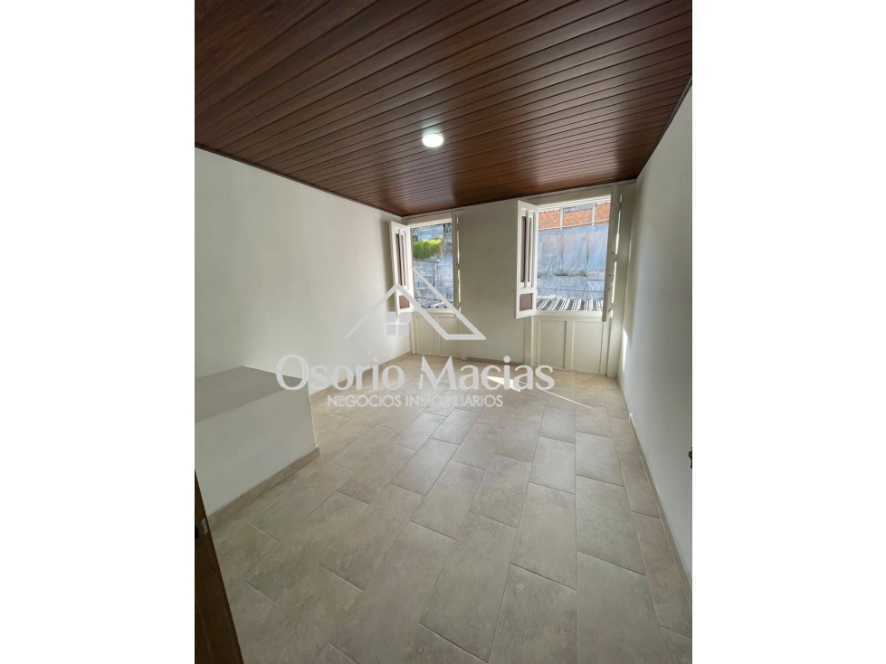 Arrienda casa comercial en el Centro de la Ciudad — foto 5