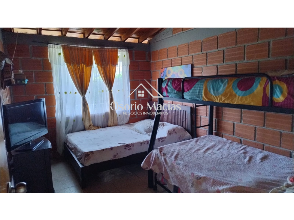 Venta de casa campestre en Km 41 - 6