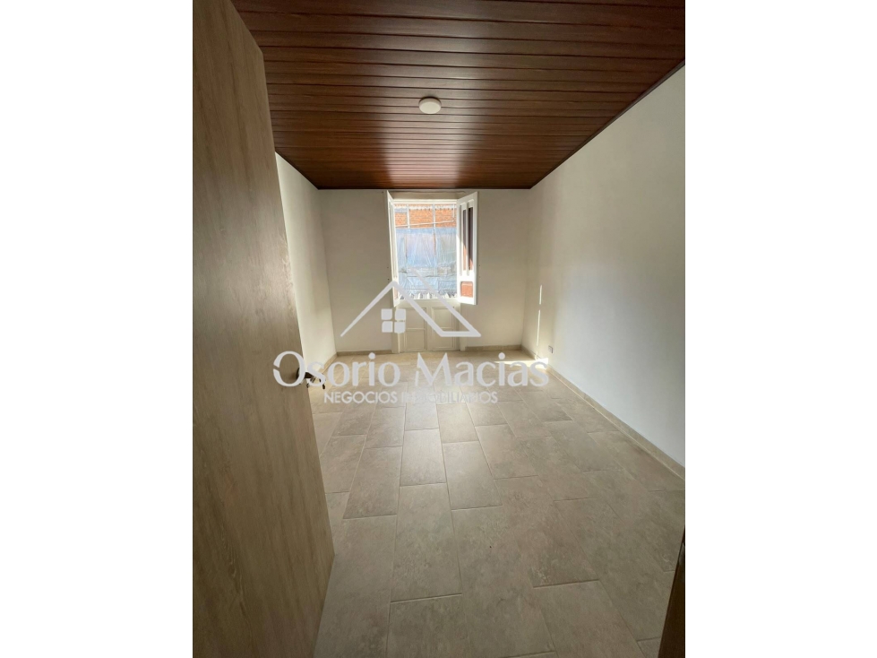 Arrienda casa comercial en el Centro de la Ciudad — foto 6