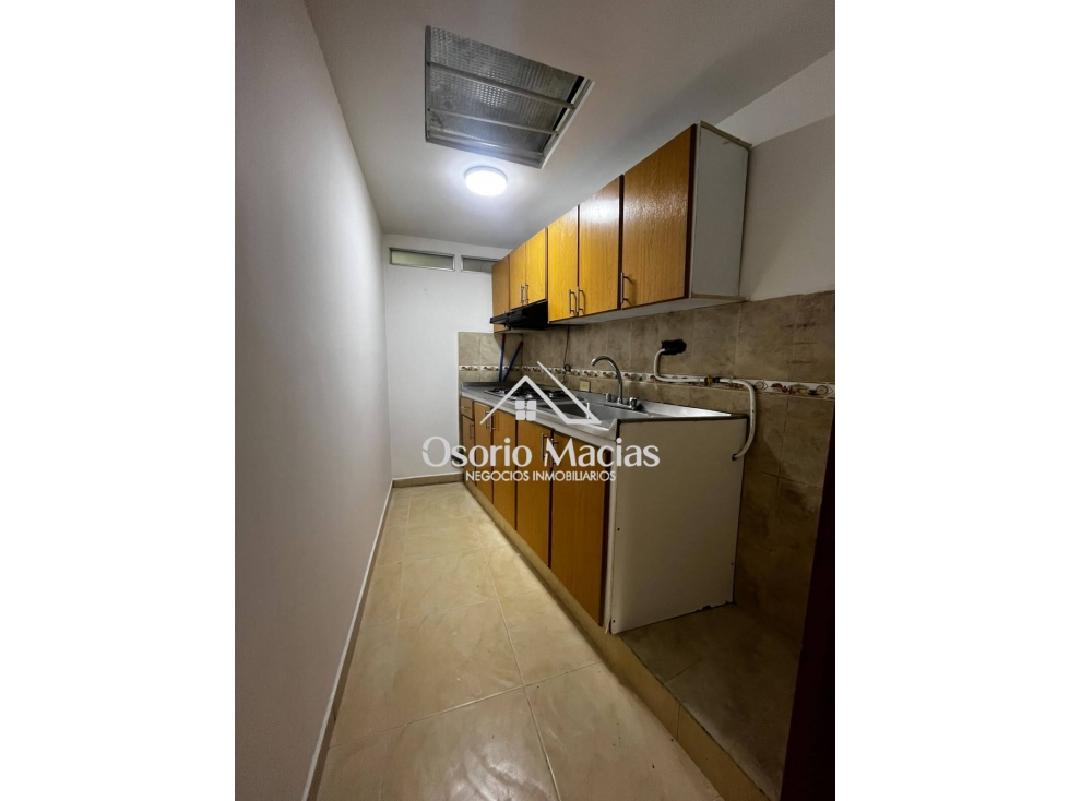 Arriendo apartamento en los Rosales