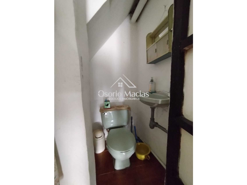 Venta de casa con renta en Campo Amor — foto 6