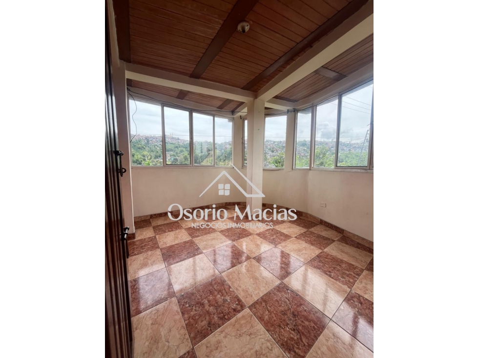 ARRIENDA APARTAMENTO EN ALFEREZ REAL — foto 2