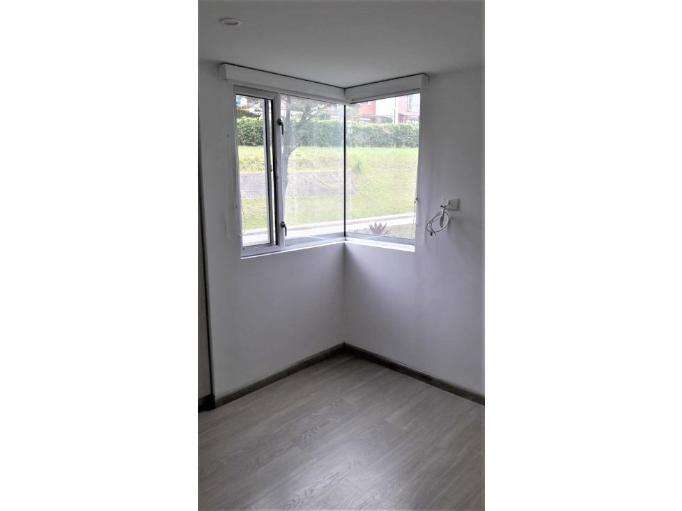 Venta de apartamento en Av. Alberto Mendoza — foto 5