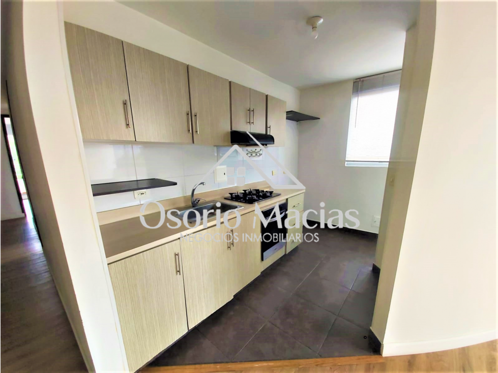 Venta de apartamento en Av. Alberto Mendoza - 1