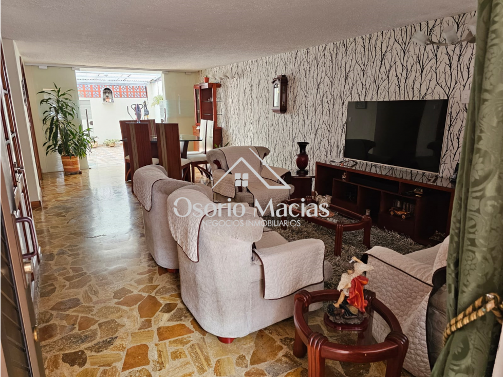 Venta de casa con renta en La Rambla