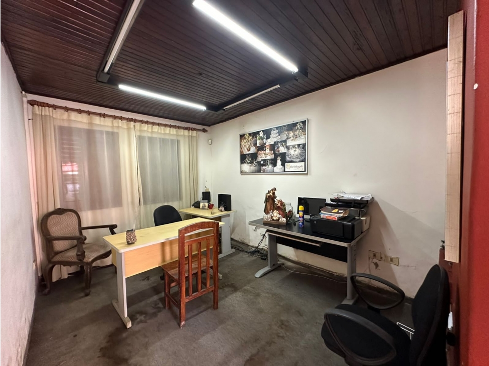 REMATO PROPIEDAD A REMODELAR O DEMOLER EN CIUDAD NUEVA - ASUNCION  — foto 4