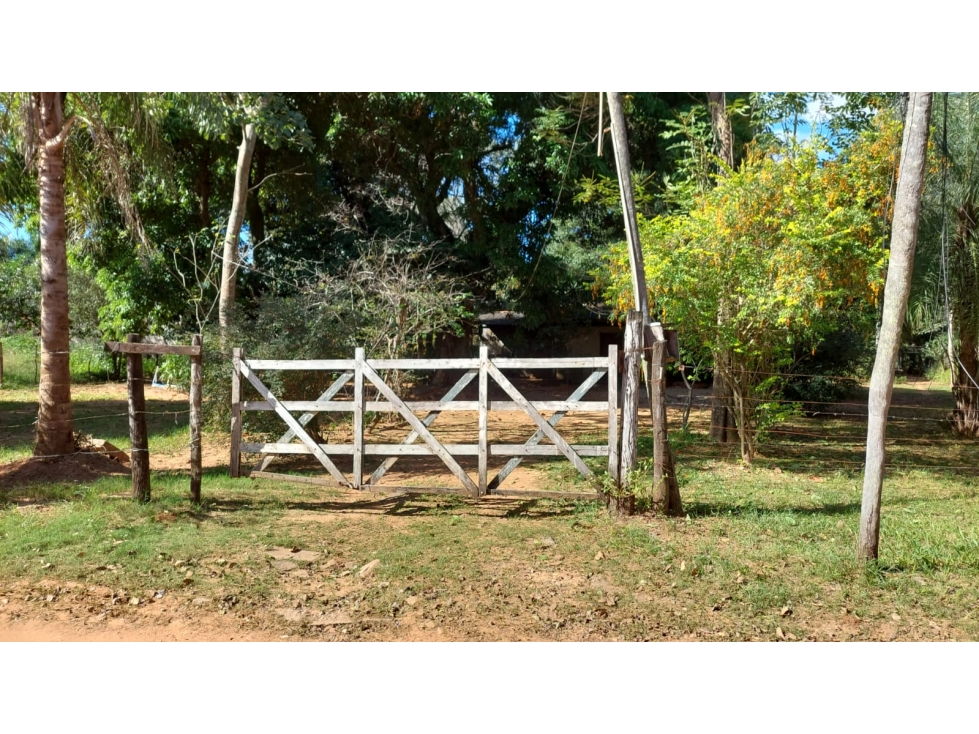 Vendo terreno de 1800 m2 en Limpio de 60x30m Barrio Rincón del Peñon - 5