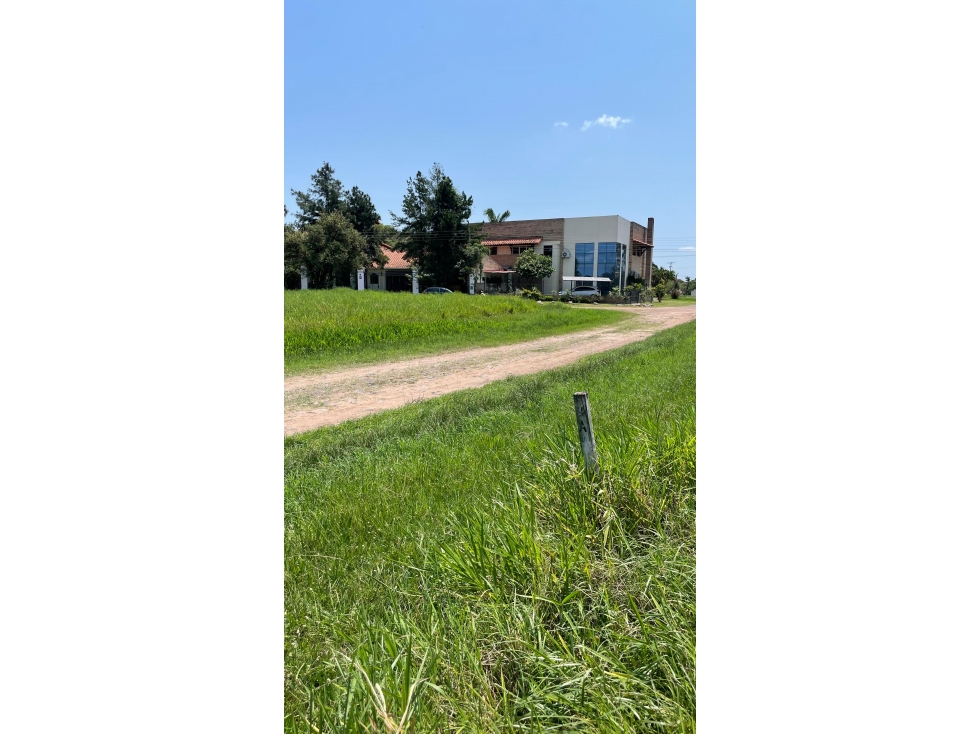 Vendo hermoso terreno en Surubi'i - 5