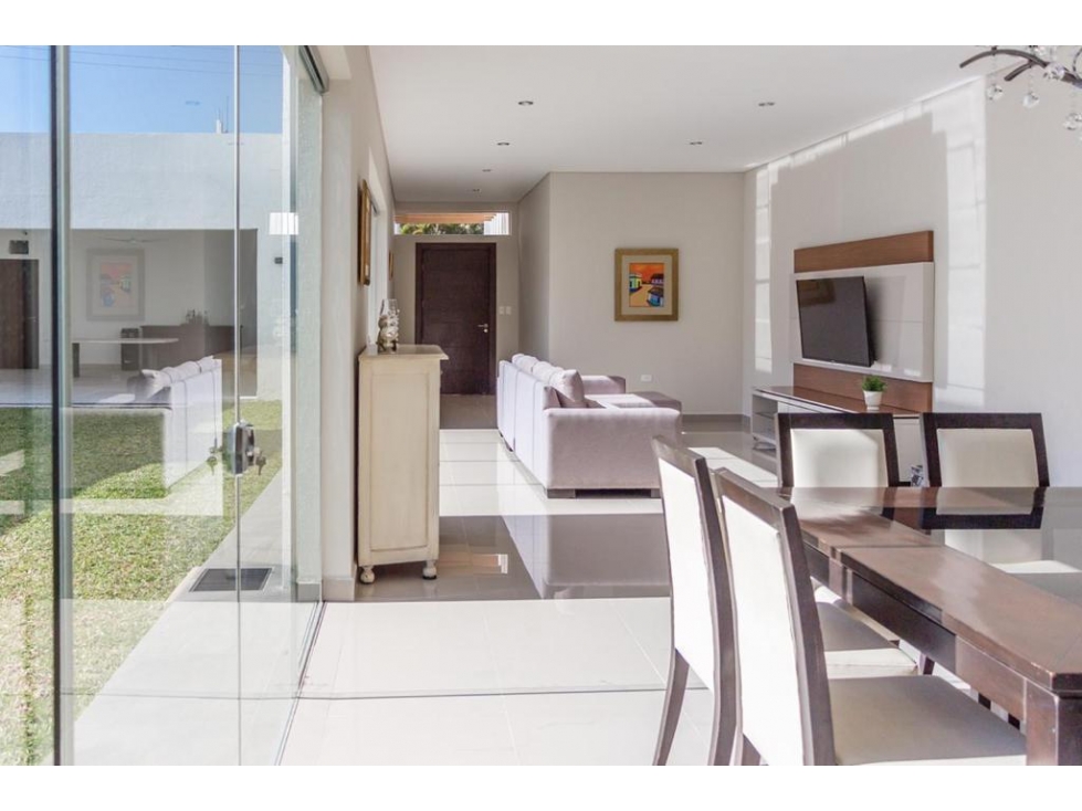 VENDO CASA ZONA ZONA PRIMER PRESIDENTE - MBOCAYATY - 3