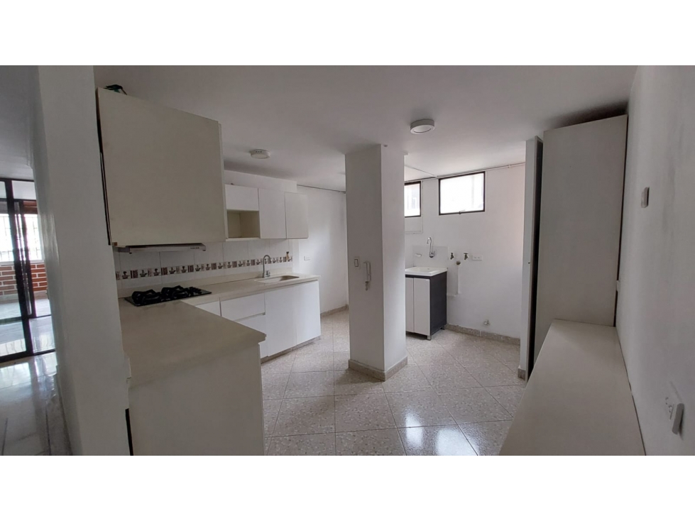 Apartamento en arriendo sector El Poblado Medellin — foto 2