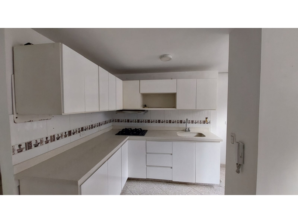 Apartamento en arriendo sector El Poblado Medellin — foto 3
