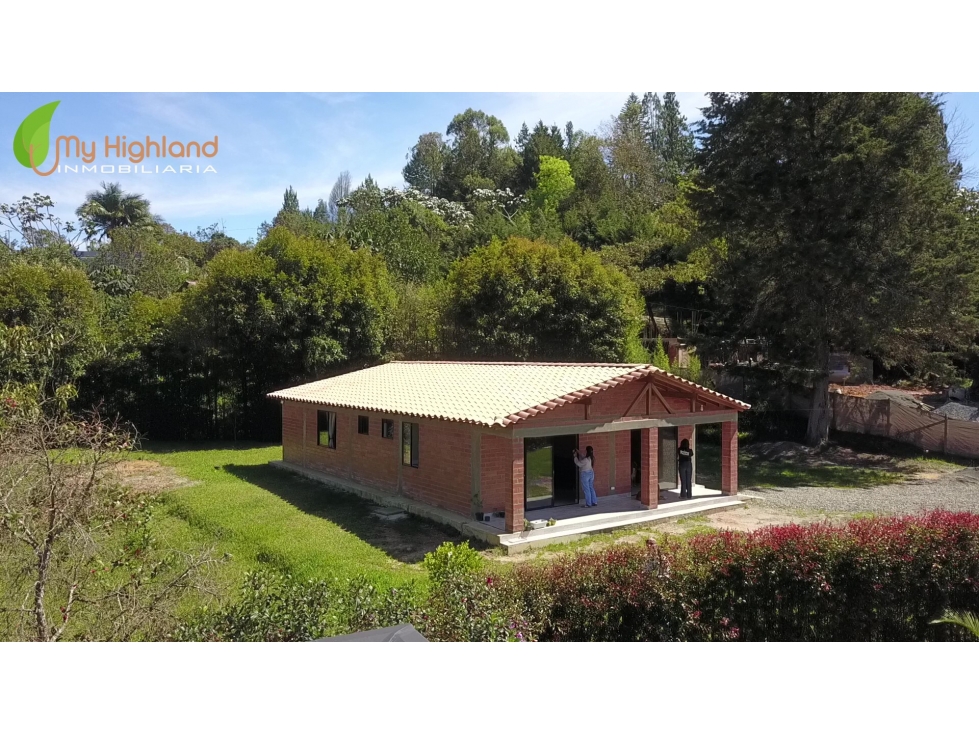 Casa Campestre A solo 250 mts de la autopista Med Bogota Guarne