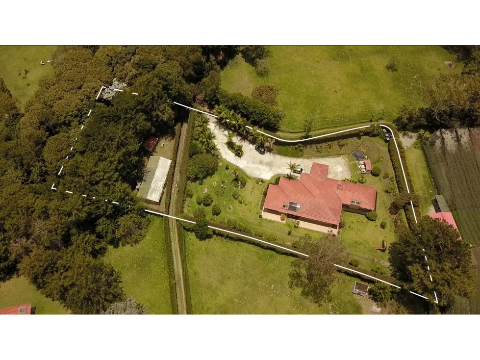 Finca Independiente Con Hermosa Casa En Pontezuela Rionegro — foto 2