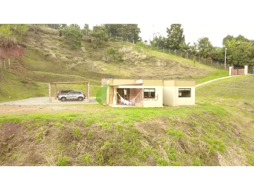 En Venta Casa Moderna Terreno de 5.000 mts Guarne
