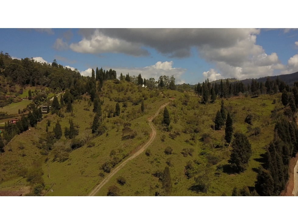Lote de 72.614 m² Para Parcelar en Excelente Ubicación Guarne — foto 4