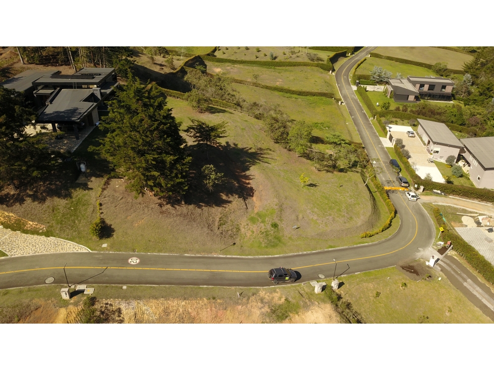 Lote En Parcelación Vía San Antonio La Ceja Hermosa Topografía — foto 3